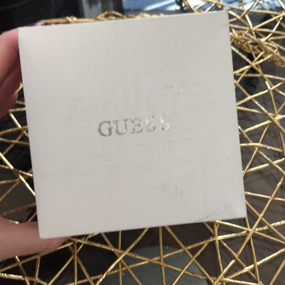 Guess Flower Bracelet Watch RARE - Picture 5 of 6